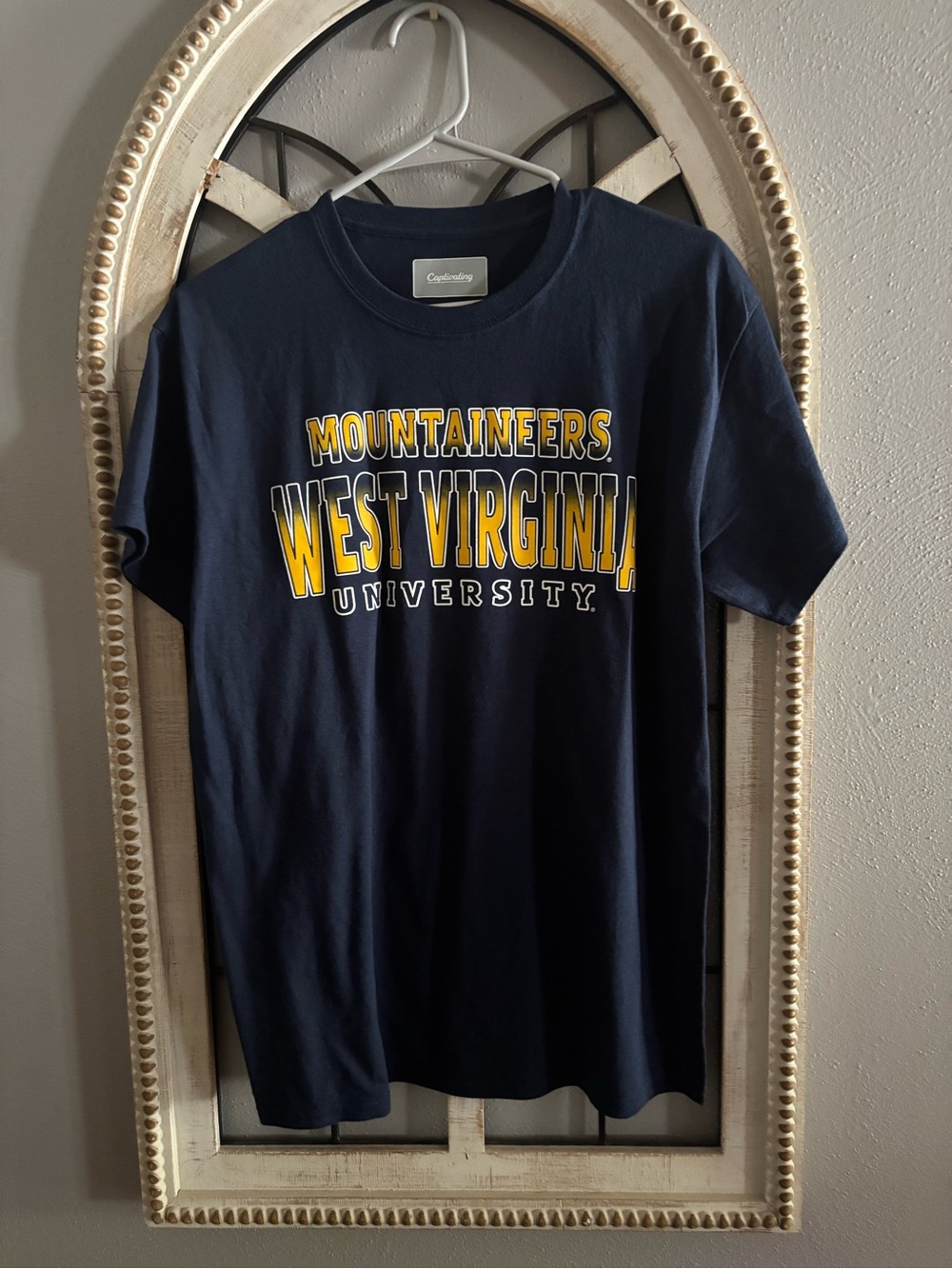West Virginia University Mountaineers Navy Short Sleeve Tee Medium nwot
